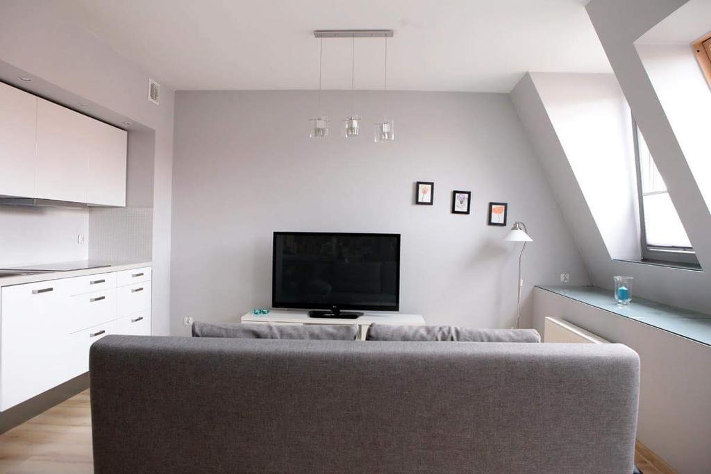 35m² studio Appartement, met 1 privé badkamer in Poznan stadscentrum Buitenkant foto