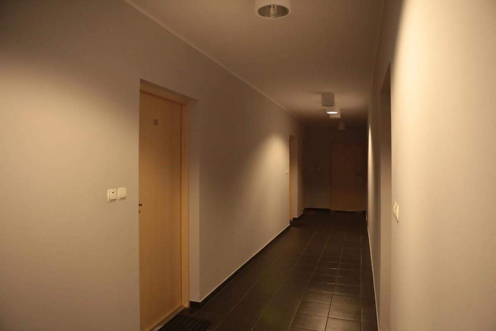 35m² studio Appartement, met 1 privé badkamer in Poznan stadscentrum Buitenkant foto